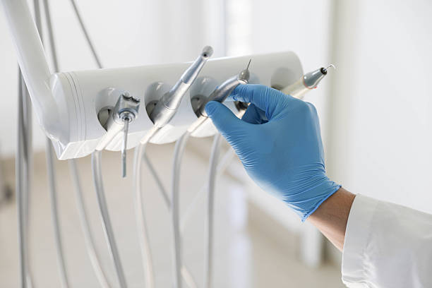 Professional Emergency Dentist technician working in Ho-Ho-Kus, NJ